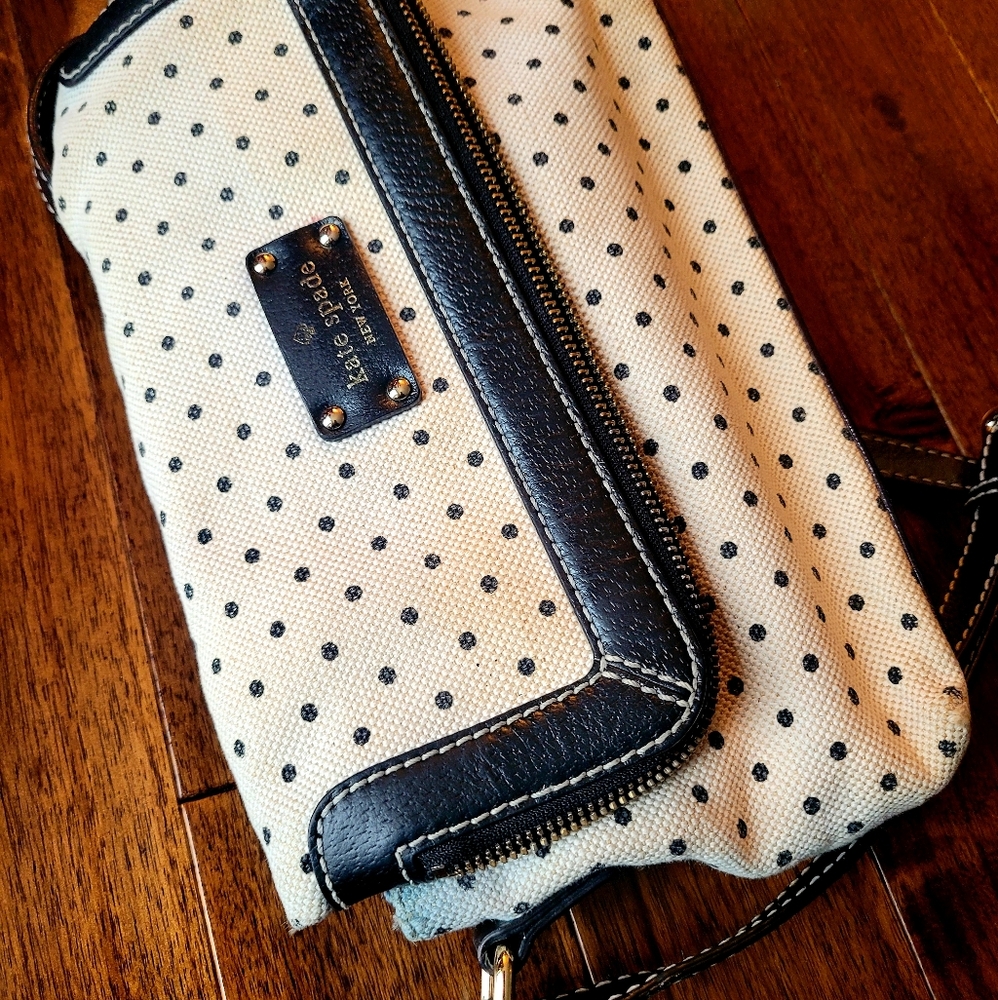 Kate Spade - Picture 2 of 8